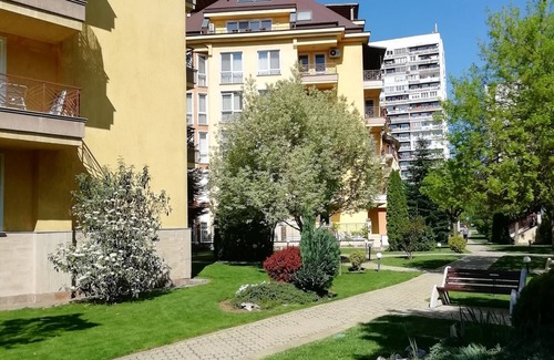 Sofia Apartment | Aparthouse Borovo