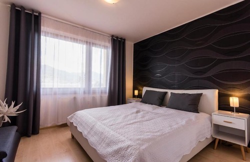 Liptovsky Mikulas Apartment | Apartmán POLUDNICA