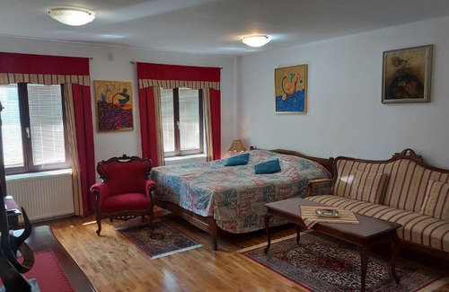 Brezice Apartment | Apartma pri Gradu
