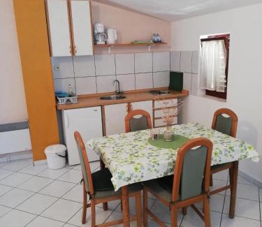 Murter Apartment | Apartman Dino