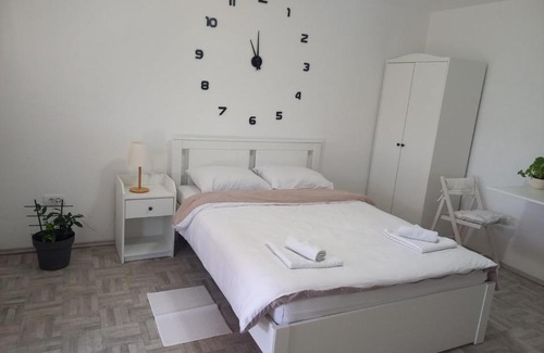 Vrdnik Apartment | Apartman Flora Vrdnik