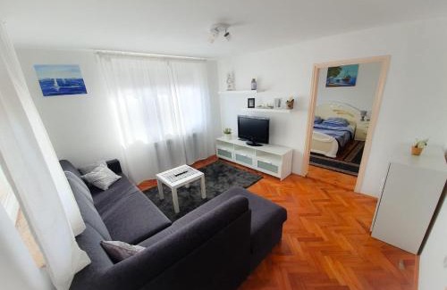 Sveta Nedelja Apartment | Apartman Goran - 130m Radiochirurgia