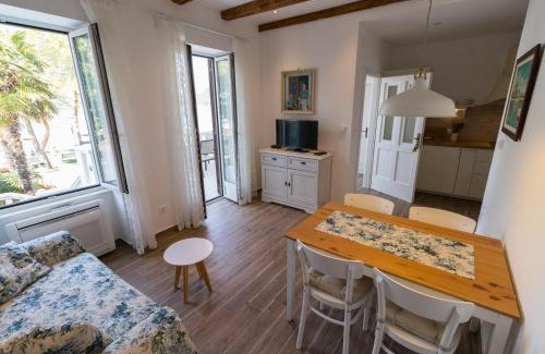 Njivice Apartment | Apartman Hrabrić 2