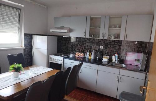Ilidza Apartment | Apartman Leki