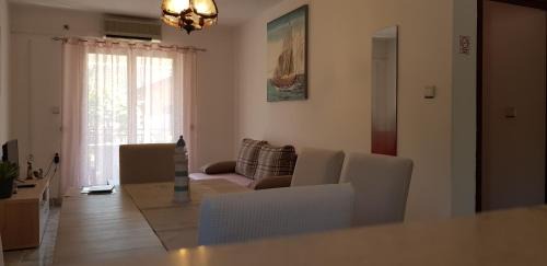 Vrboska Apartment | APARTMAN MASTER LUPI M&S