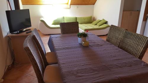 Buk Apartment | Apartman Nóra II.