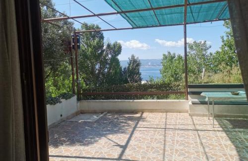 Duce Apartment | Apartman prvi red do mora Čović