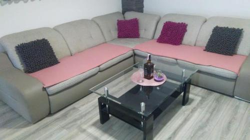 Gornje Jesenje Apartment | APARTMAN SAUNA "NINO"