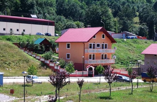 Pluzine Apartment | Apartmani Bosnjak