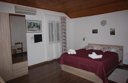 Stari Grad Apartment | Apartmani Pavičić-Ivelja