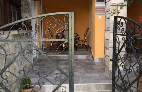 Kaluđerac Apartment | Apartmani Perovic