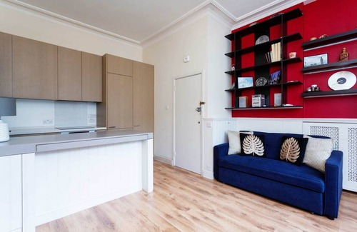 Addison Apartment | Apartment ∙ 1 bedroom ∙ 4 guests