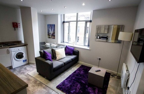 Bradford Apartment | Apartment ∙ 1 bedroom ∙ 4 guests