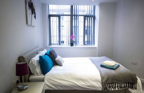 Bradford Apartment | Apartment ∙ 1 bedroom ∙ 4 guests