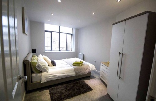 Bradford Apartment | Apartment ∙ 1 bedroom ∙ 4 guests