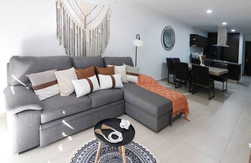 Mazatlan Condo | Apartment 1 block from el malecon with ocean views