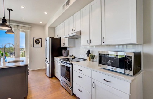 Menlo Park Apartment | Apartment ∙ 2 bedrooms ∙ 4 guests