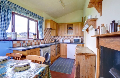 Llanfaglan House | Apartment ∙ 3 bedrooms ∙ 5 guests