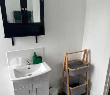 Shipley Apartment | Apartment 3 Shipley