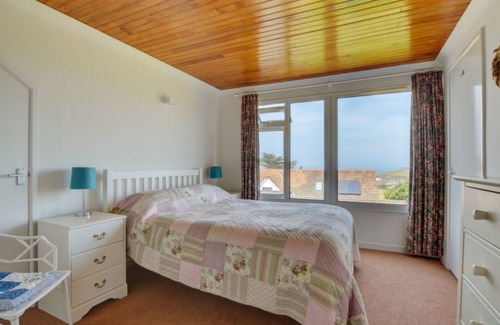 Trevone House | Apartment ∙ 4 bedrooms ∙ 6 guests