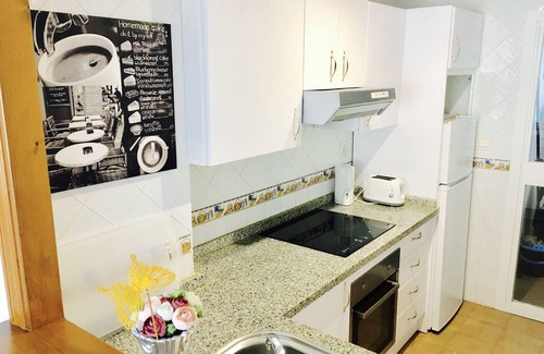 Calahonda Apartment | Apartment 6 min walking from the beach with AC