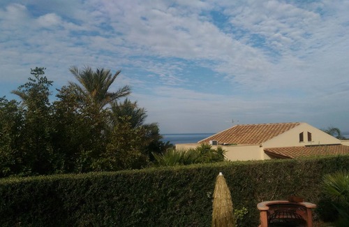 Cornino Apartment | Apartment a few steps from the sea