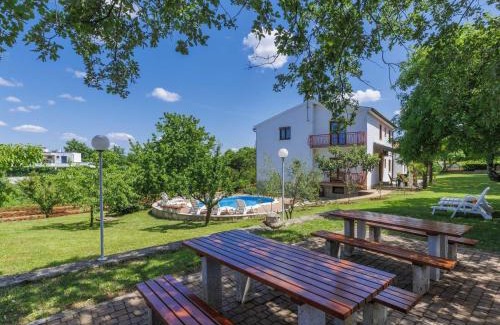 Jehnici Apartment | Apartment Ana-2 by Interhome