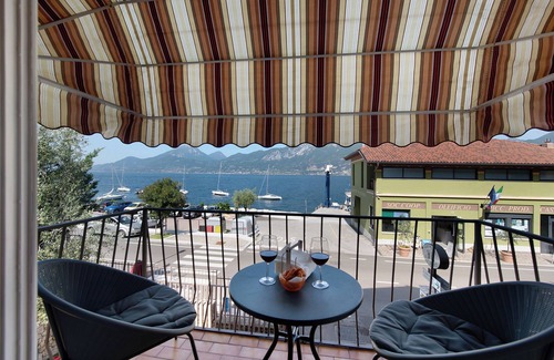 Brenzone sul Garda Apartment | Apartment 'Appartamento Marilu' with Lake View, Wi-Fi and Air Conditioning