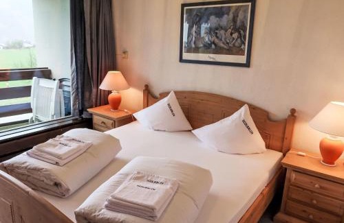 Acletta Apartment | Apartment Apt B 032 by Interhome
