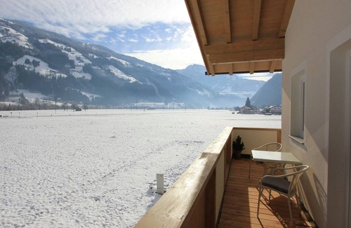 Aschau Im Zillertal Apartment | Apartment in Aschau near Hochzillertal Slopes