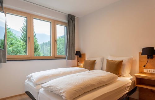 Viehhofen Apartment | Apartment in prime location with 2 balconies