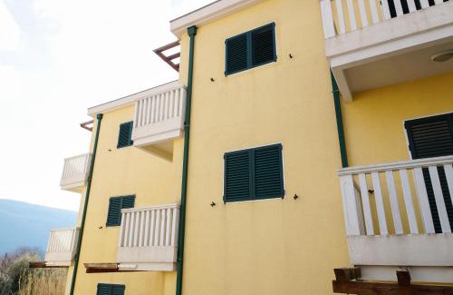 Kumbor Apartment | Apartment Begonia of Kumbor