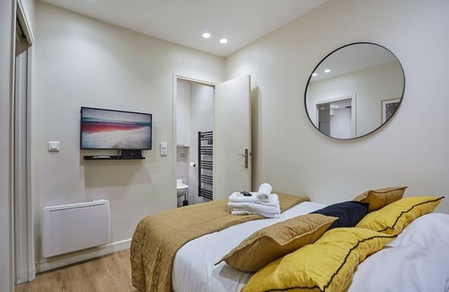 Montmartre Apartment | Apartment Center of Paris Montmartre/moulin Rouge