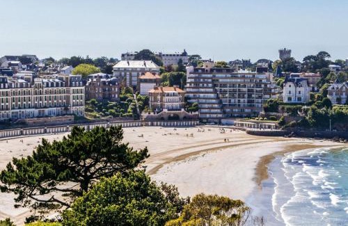 Dinard Apartment | Apartment Château des Deux Rives by Interhome