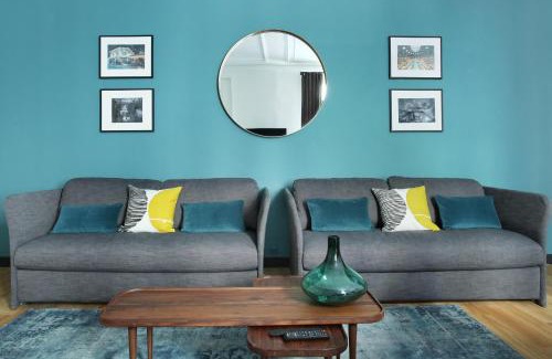 Faubourg Saint-Germain Apartment | Apartment Champ de Mars - Tour Eiffel by Studio prestige