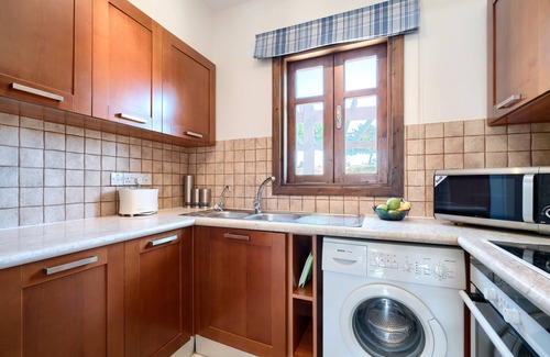 Aphrodite Hills Apartment | Apartment DB02 - Helena