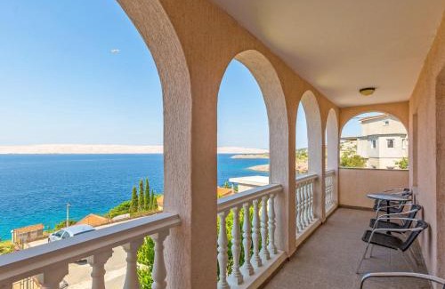 Cesarica Apartment | Apartment Delfin-2 by Interhome