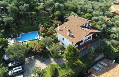 Magugnago Apartment | Apartment Delvai-2 by Interhome