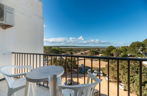 Es Pujols Apartment | Apartment 'Estudio Mirada 309' with Lake View, Wi-Fi and Air Conditioning