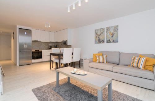 Varkiza Apartment | Apartment For 3 Ppl In Varkiza