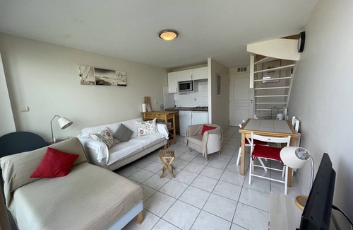 Mimizan-Plage Apartment | Apartment for 6 people with stunning ocean views at Mimizan plage