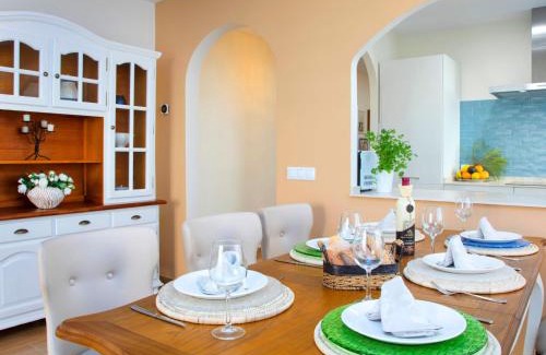 Calpe Apartment | Apartment Frentemar 01 by Interhome