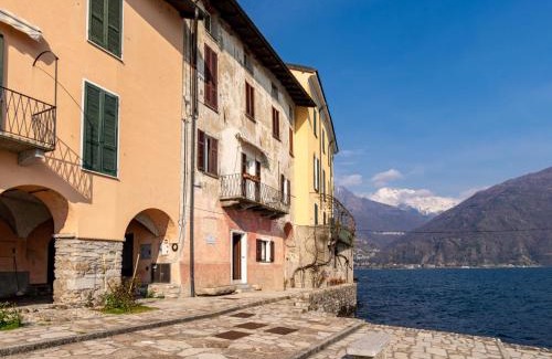 Santa Maria - Rezzonico Apartment | Apartment Gaetano by Interhome