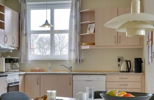 Vragard Apartment | Apartment "Hiarwarth" - 19km from the sea in Western Jutland in Højer - 8 persons, 2 bedrooms
