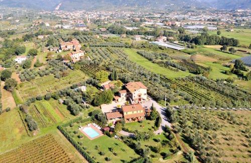 Pescia Apartment | Apartment I Colletti - App- Luna by Interhome