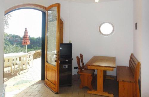 Giugnano Apartment | Apartment in Lamporecchio with heating