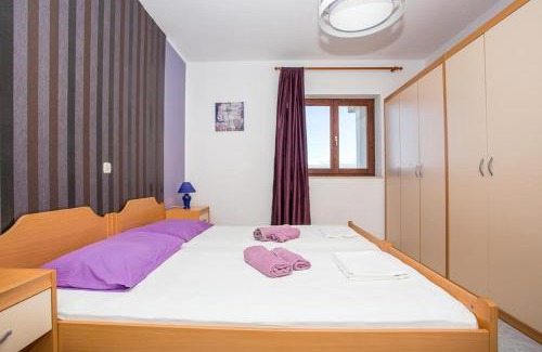 Njivice Apartment | Apartment in Njivice with sea view, balcony, air conditioning, WiFi 4687-1
