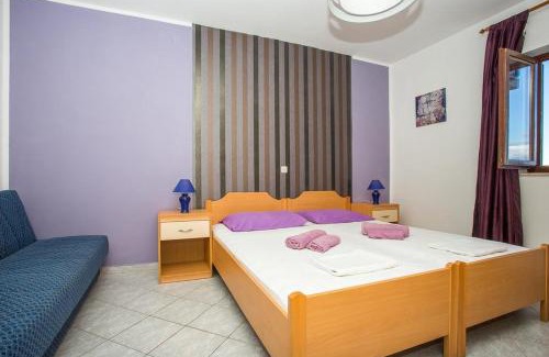 Njivice Apartment | Apartment in Njivice with sea view, balcony, air conditioning, WiFi 4687-1