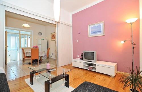 Poljana Apartment | Apartment in Poljana with sea view, terrace, air conditioning, WiFi 3617-1