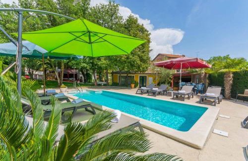 Kukci Apartment | Apartment in Porec with terrace, air conditioning, WiFi, washing machine (4928-8)